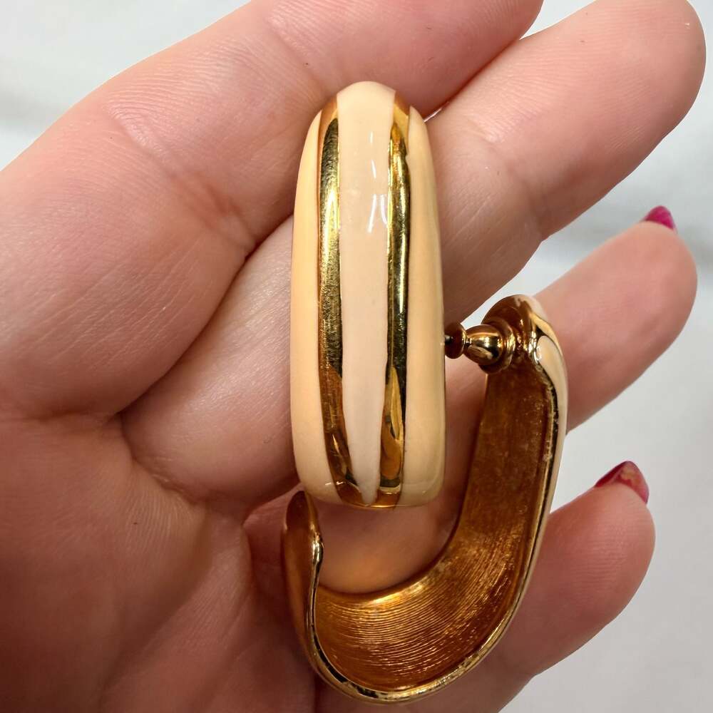 Vintage Cream Enamel and Gold-Tone Metal Statement Hoop Earrings - Picture 5 of 6